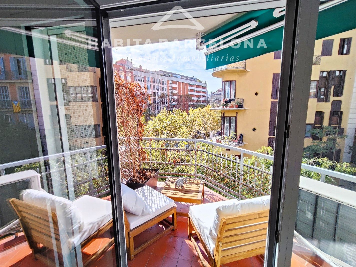 Terrassa de Pis de lloguer en  Barcelona Capital amb Aire condicionat, Calefacció i Parquet