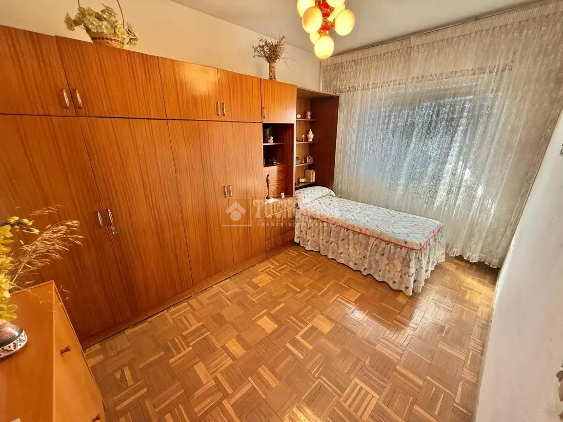 Habitación de Piso en venta en Alcorcón con Parquet