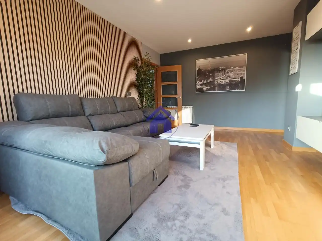 Sala de estar de Piso en venta en Vigo  con Calefacción, Terraza y Piscina