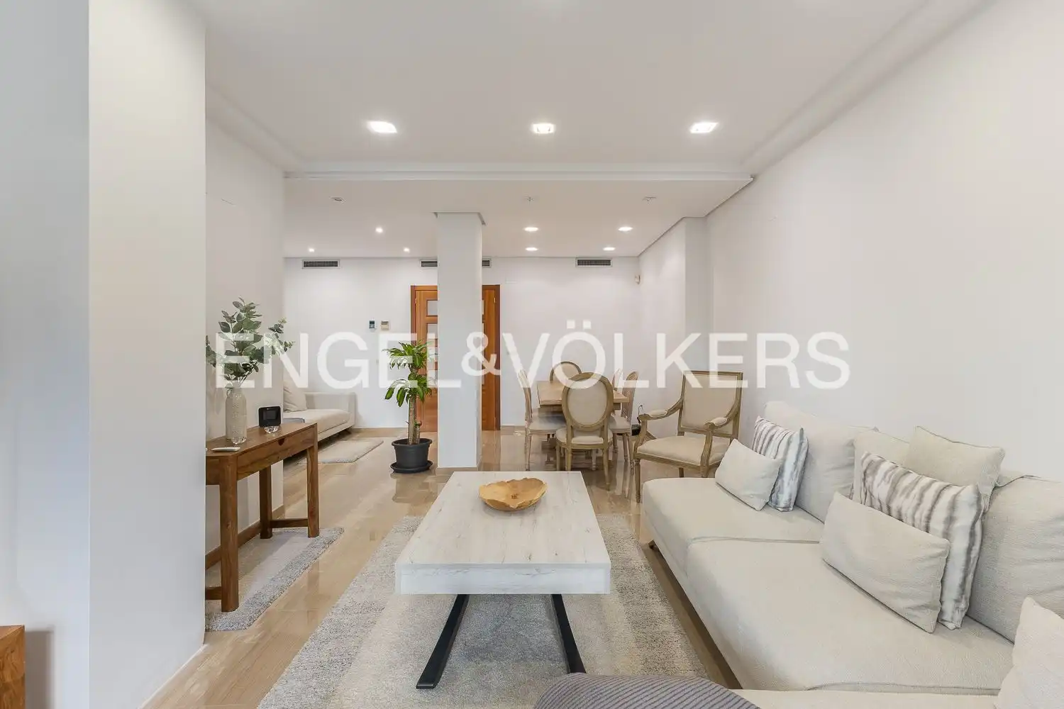 Sala de estar de Dúplex en venta en Valencia con Aire acondicionado, Calefacción y Jardín privado