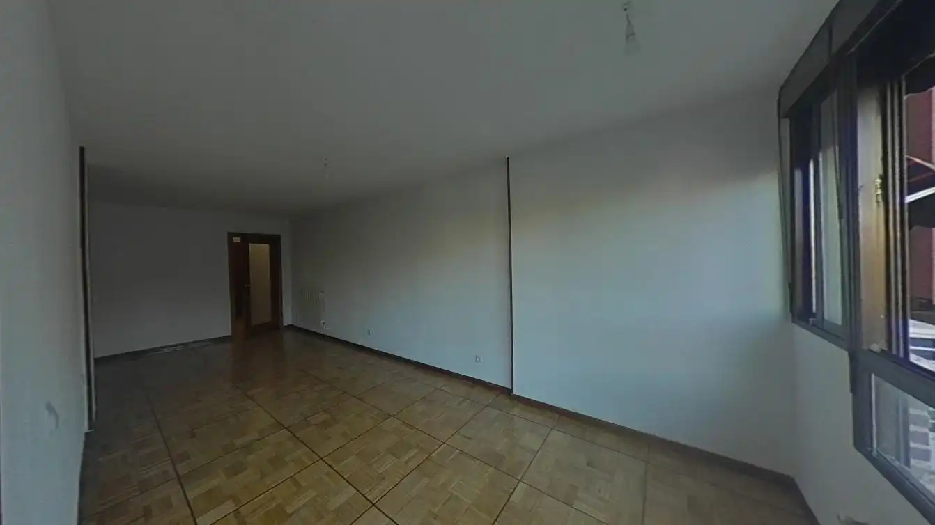 Sala d'estar de Pis en venda en Madrid amb Calefacció, Parquet i Terrassa