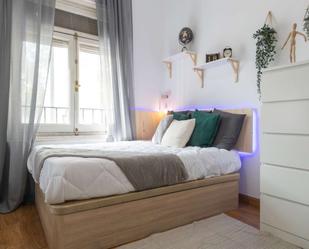 Bedroom of Flat to share in  Madrid Capital  with Air Conditioner and Terrace