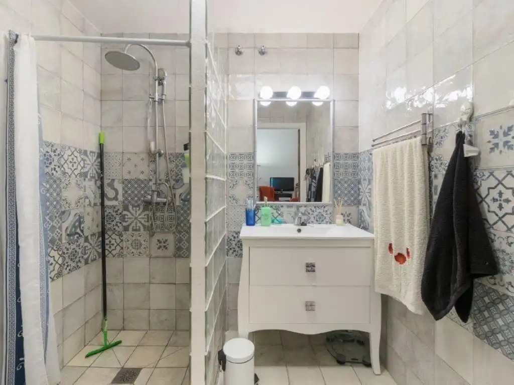 Baño de Finca rústica en venta en Dolores con Aire acondicionado, Jardín privado y Piscina