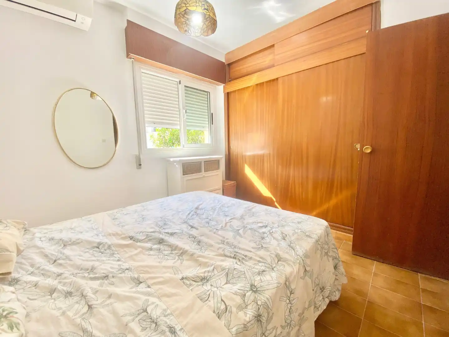 Habitación de Casa o chalet de alquiler en Benidorm con Aire acondicionado, Terraza y Piscina