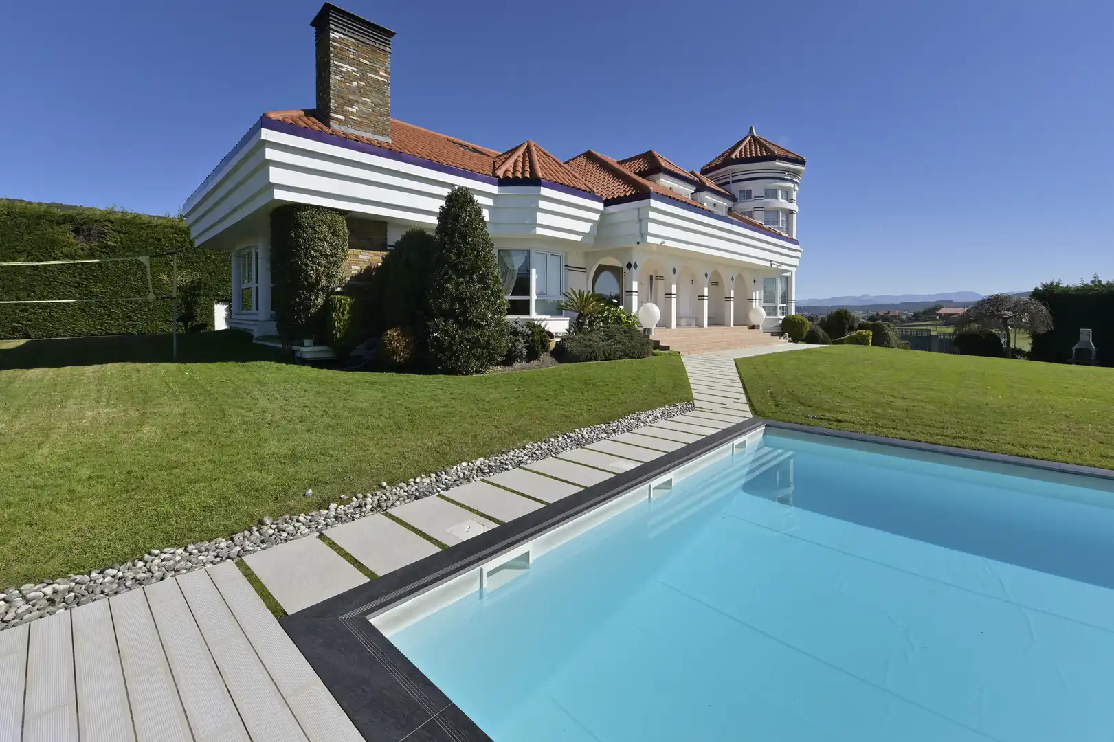 Casa amb piscina en venda a C/ La Concha, imagen 2