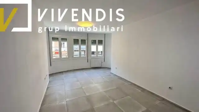 Flat with lift for sale in Carrer ACADEMIA, imagen 4