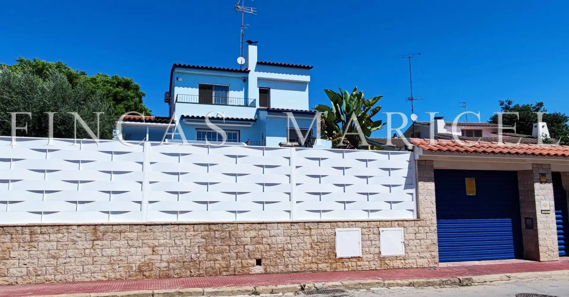 Casa con piscina en venta en Vallpineda - Santa Bárbara