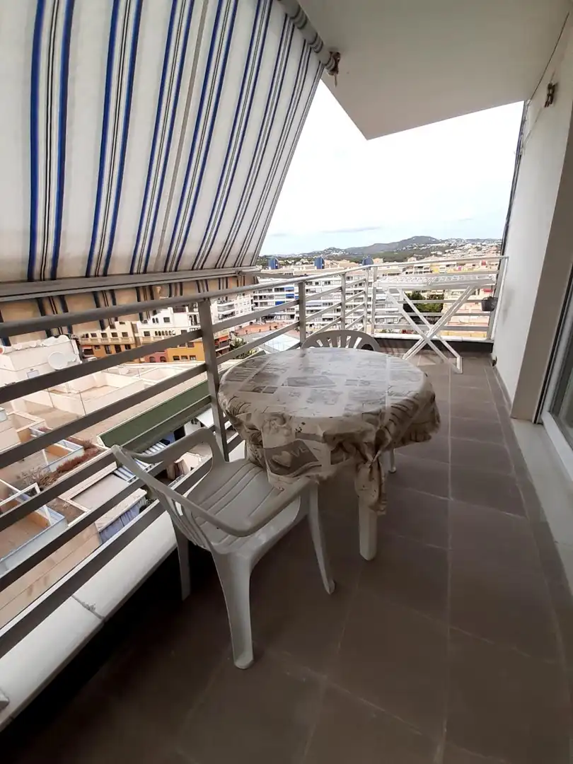 Apartamento con ascensor en venta en Zona Pueblo, imagen 3