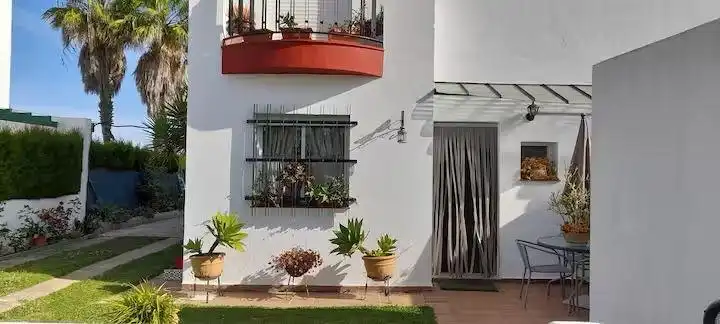 Casa adosada en venta en Calle ARTEMISA, Lepe