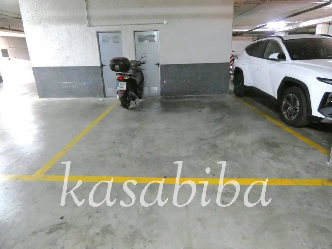 Parkplatz von Wohnung zum Verkauf in Paterna mit Klimaanlage, Heizung und Terrasse