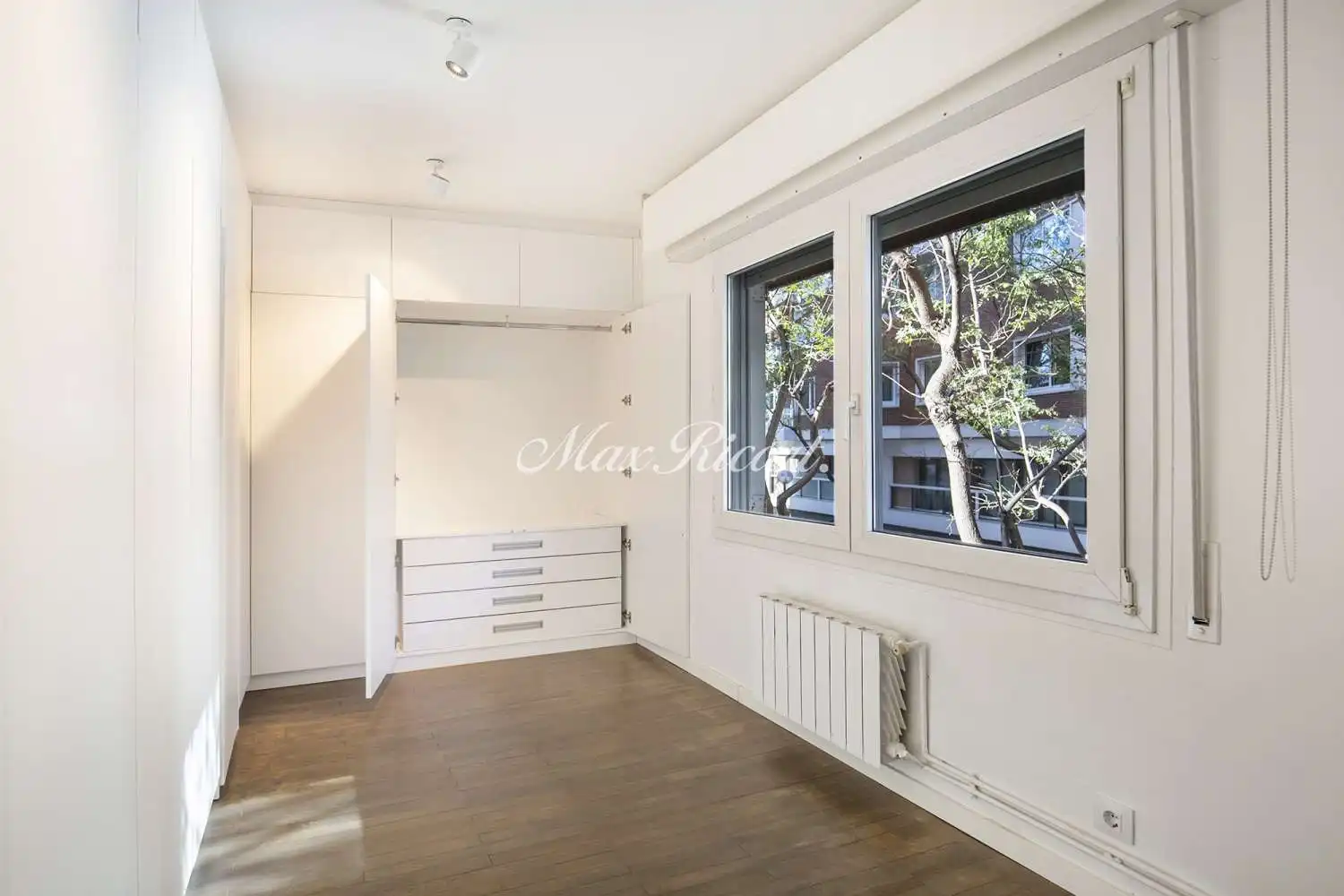 Duplexes for rent in N/A, Les Tres Torres