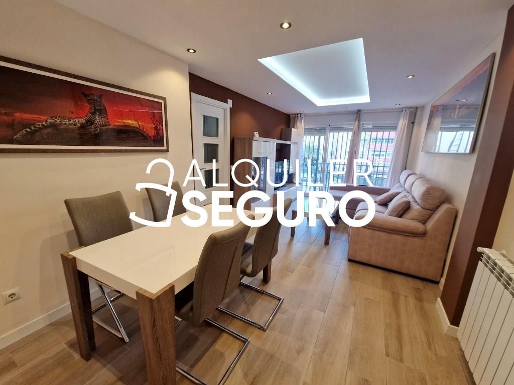 Living room of Flat to rent in Móstoles  with Heating, Terrace and Furnished
