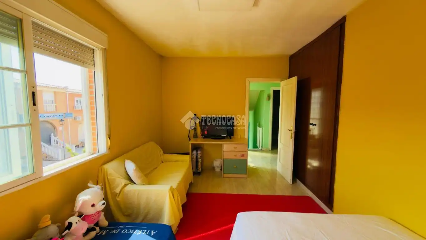 Bedroom of Detached homes for sale in Seseña  with Balcony