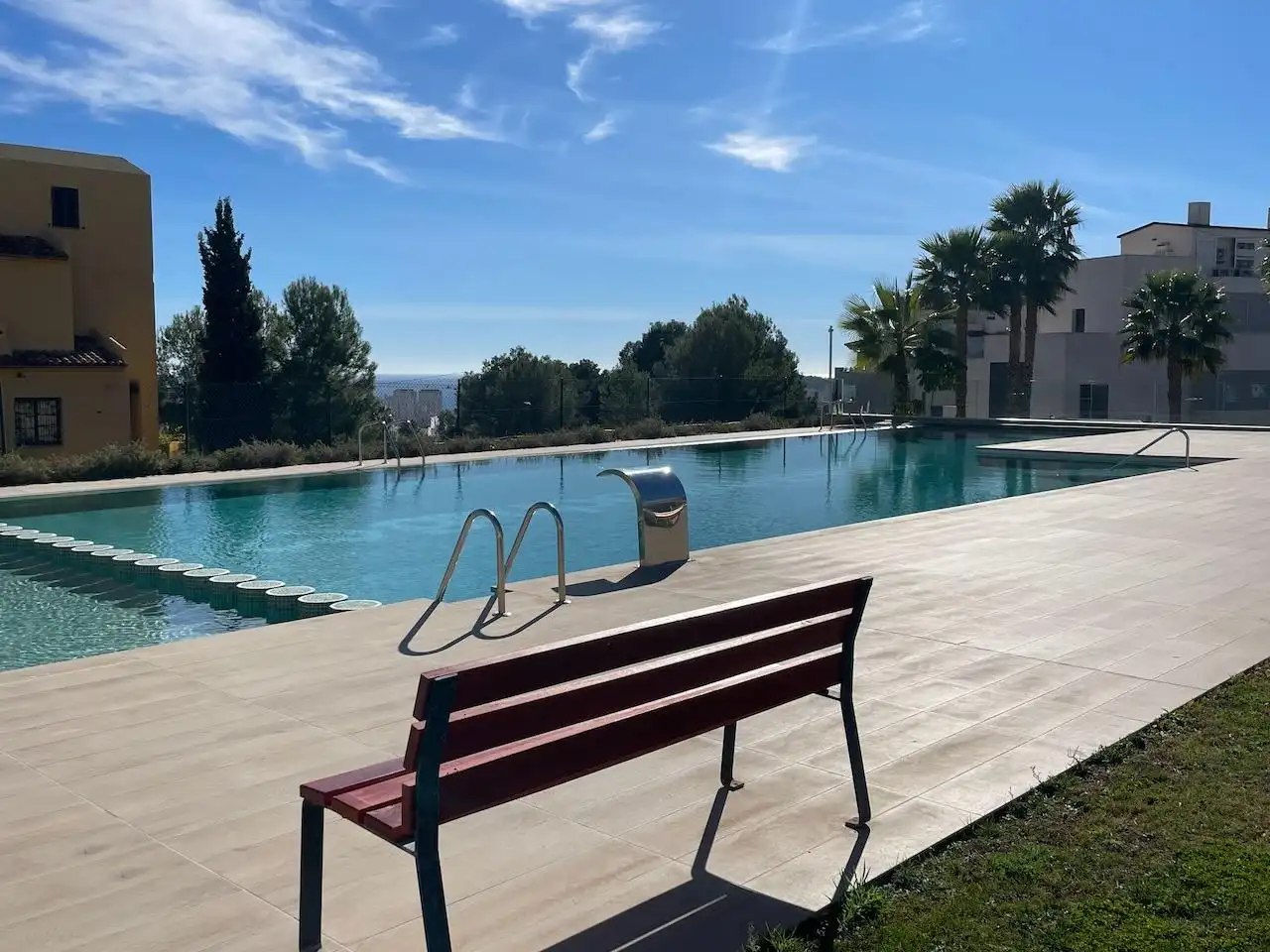 Schwimmbecken von Wohnung zum Verkauf in Finestrat mit Klimaanlage, Heizung und Terrasse
