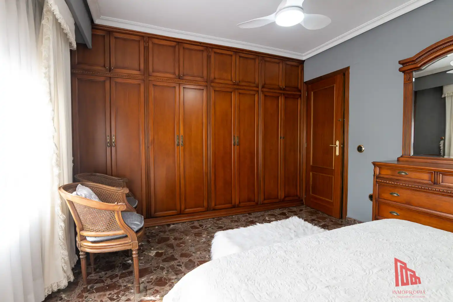Dormitori de Pis en venda en Catarroja amb Aire condicionat, Calefacció i Jardí privat