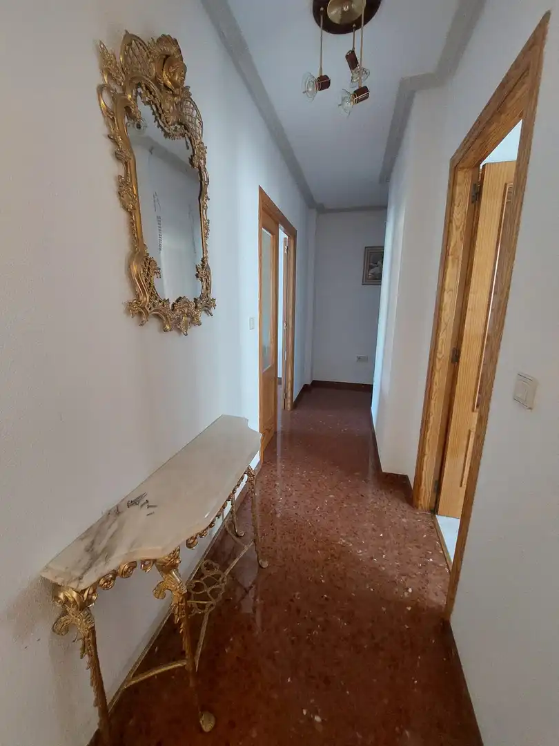 Piso con terraza en venta en Martos