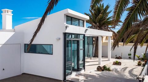 Foto 2 de Casa o xalet en venda a Costa Teguise, Teguise