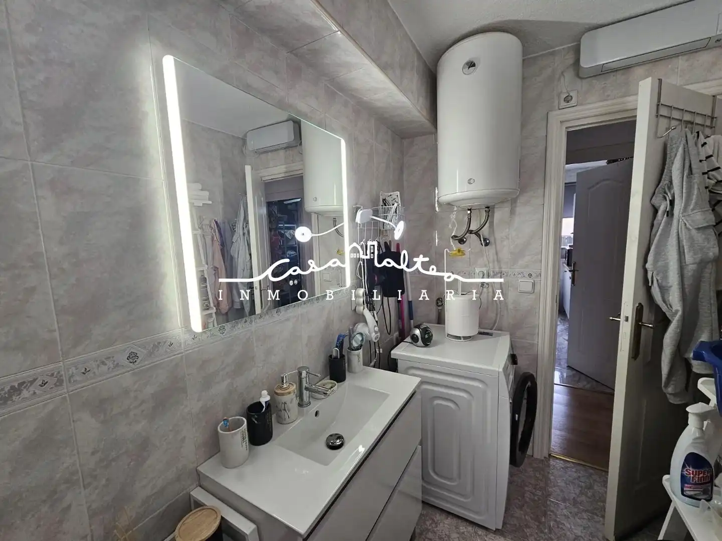 Bathroom of Flat for sale in L'Alfàs del Pi  with Terrace and Furnished