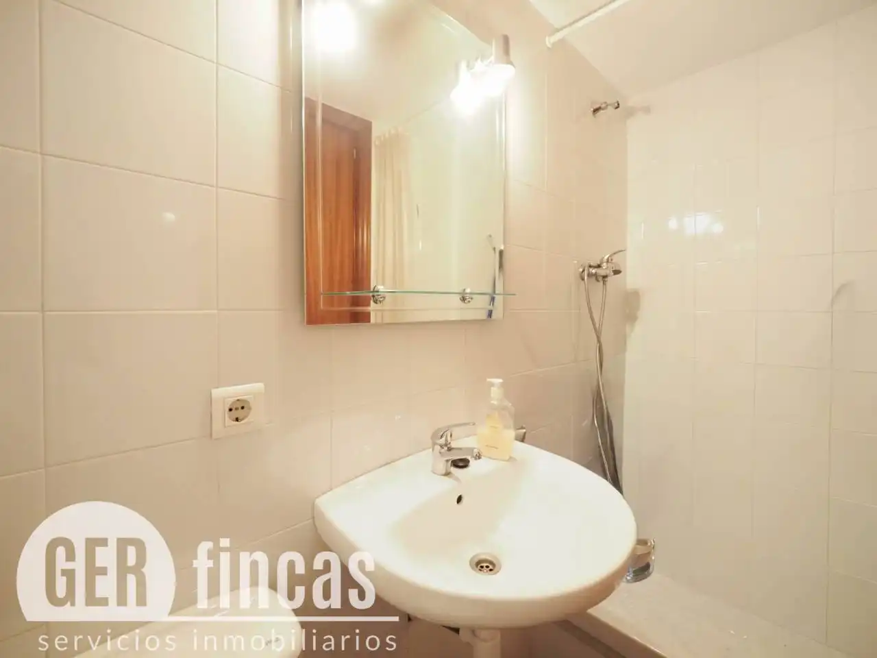 Local comercial en venda a Calle Monturiol, imagen 14