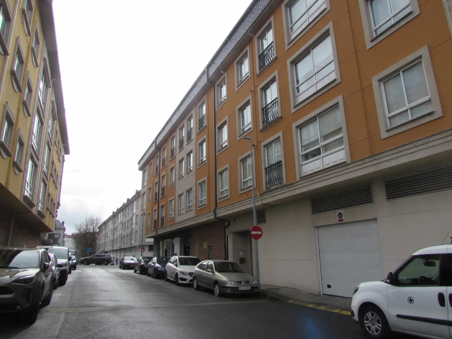 Vista exterior de Pis en venda en Narón amb Calefacció, Parquet i Traster