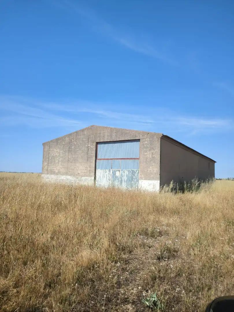 Exterior view of Industrial buildings for sale in Castrillo Mota de Judíos
