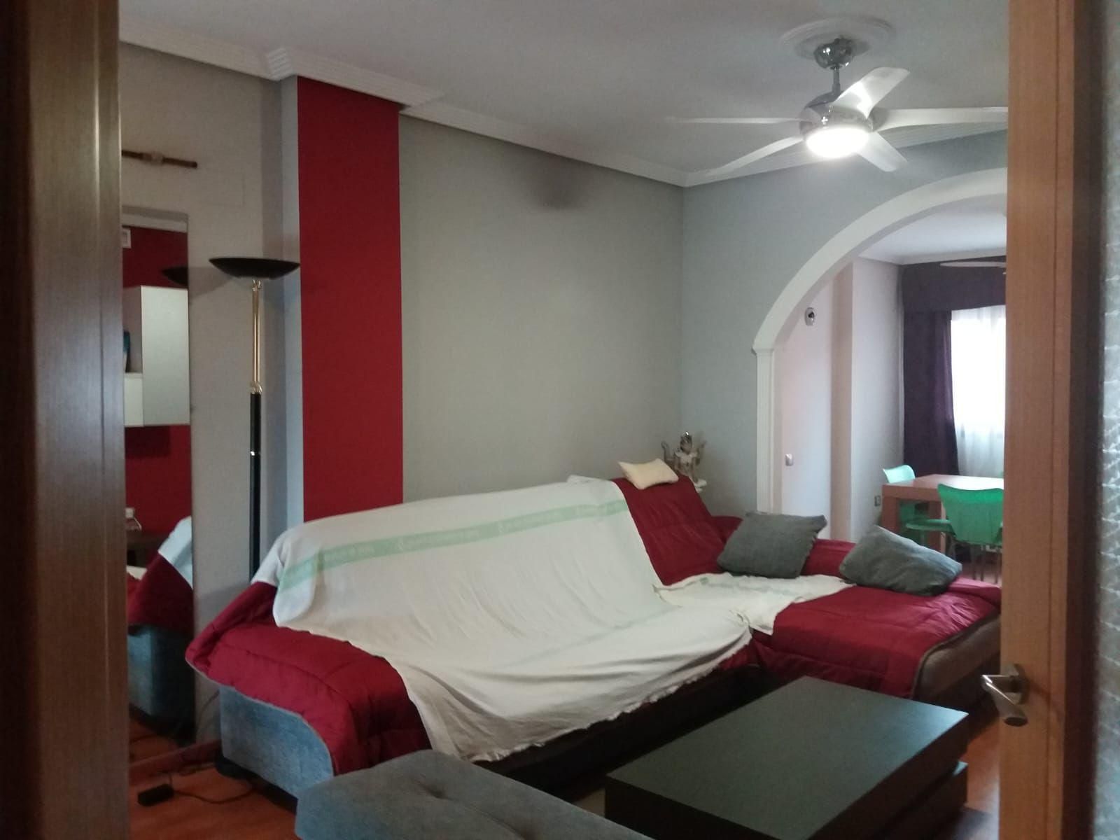 Living room of Single-family semi-detached to rent in Cáceres Capital  with Air Conditioner, Heating and Storage room