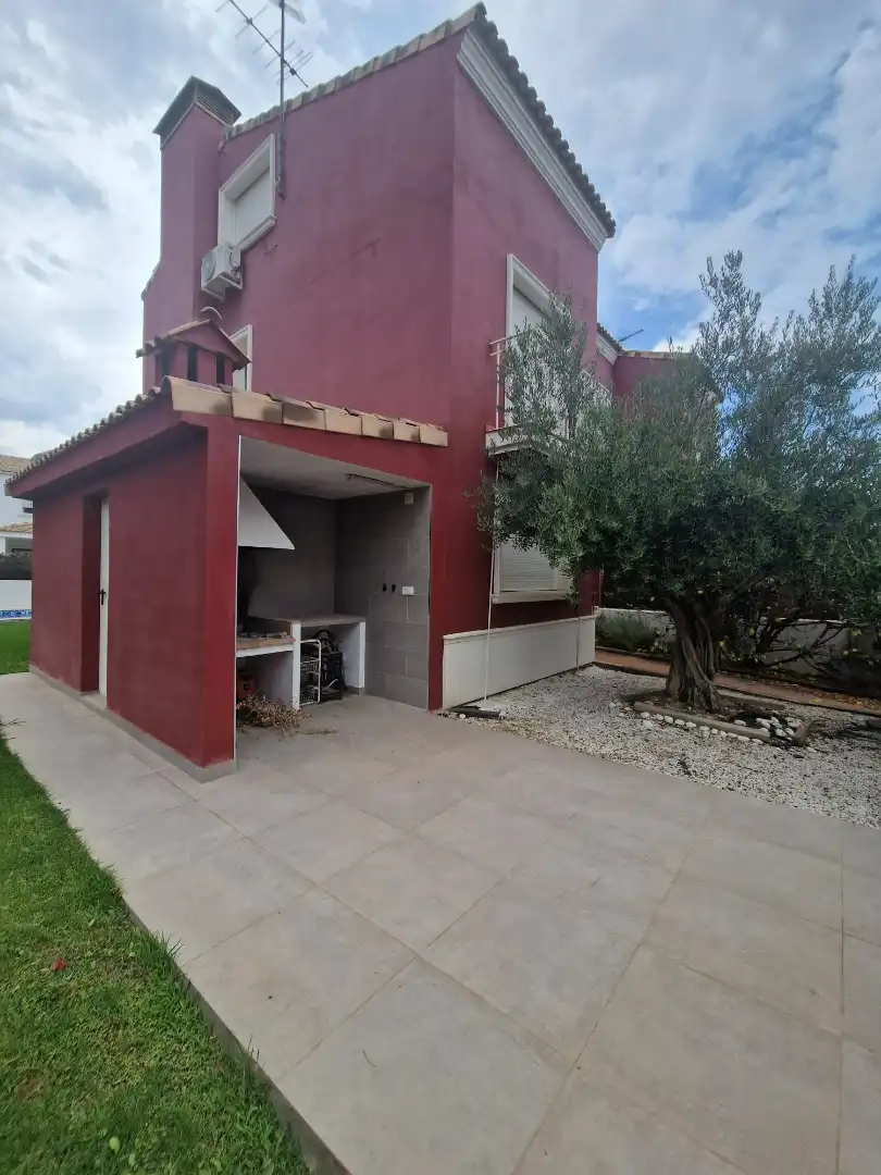 Detached homes for rent in Riba-roja de Túria