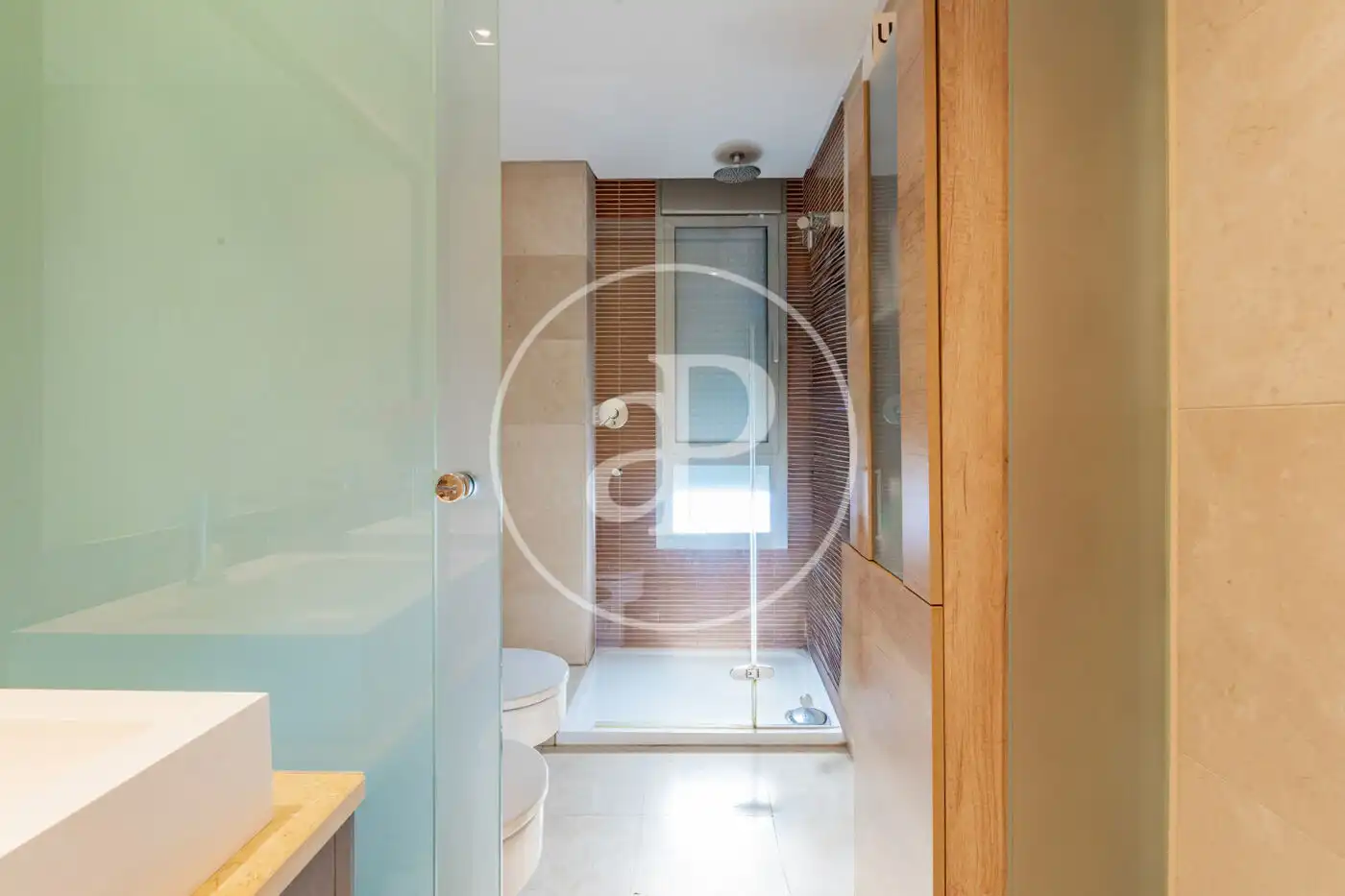 Bathroom of Flat for sale in Madrid  with Air Conditioner, Heating and Private garden