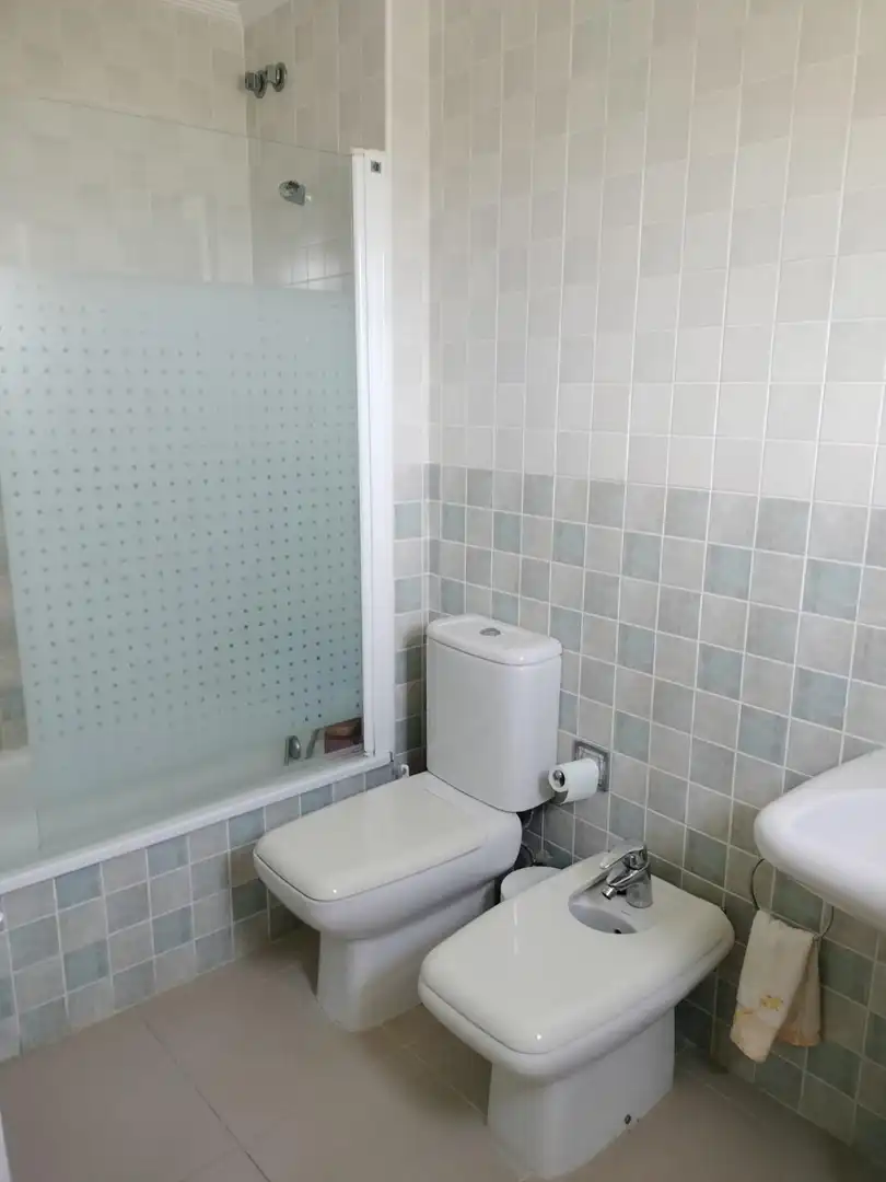 Baño de Casa o chalet en venta en Coria del Río con Aire acondicionado, Terraza y Piscina comunitaria