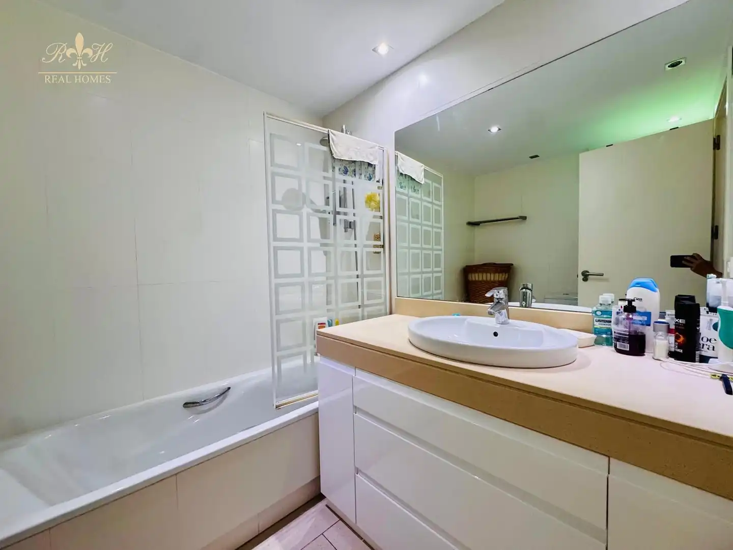 Bathroom of Flat for rent in Altea  with Air Conditioner, Swimming Pool and Community pool