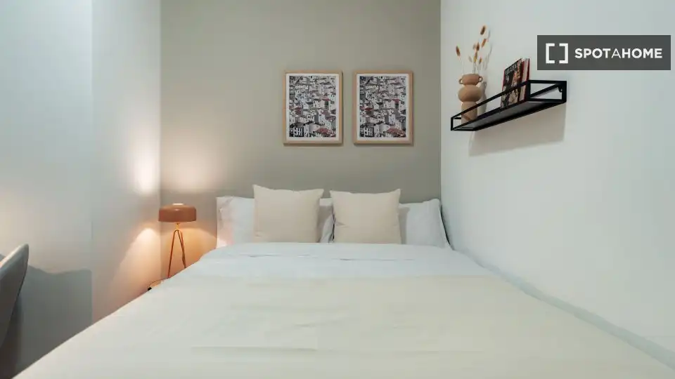 4 hab, 178m² en Cortes - Huertas, Centro, Madrid - Image 3