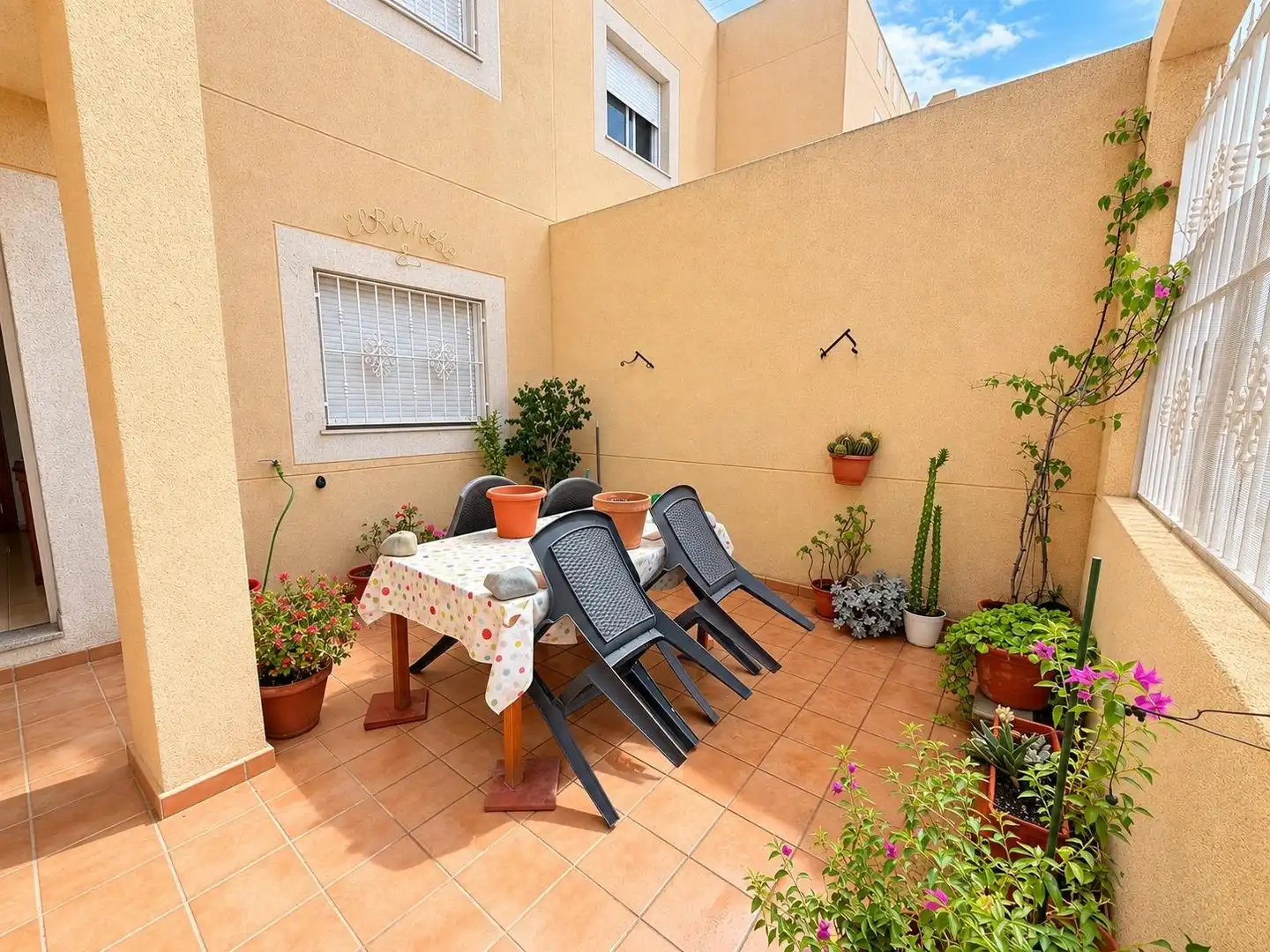 Terrace of Duplexes for sale in San Isidro - Campohermoso