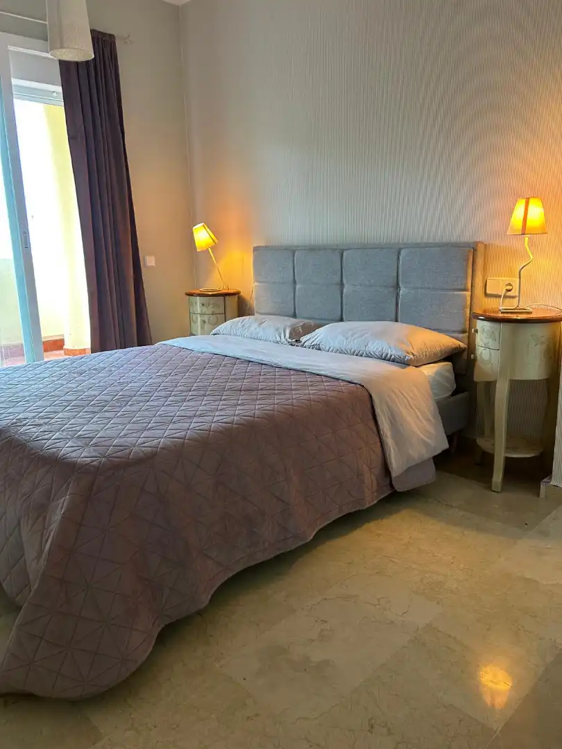 Dormitori de Apartament en venda en Manilva amb Aire condicionat, Terrassa i Traster