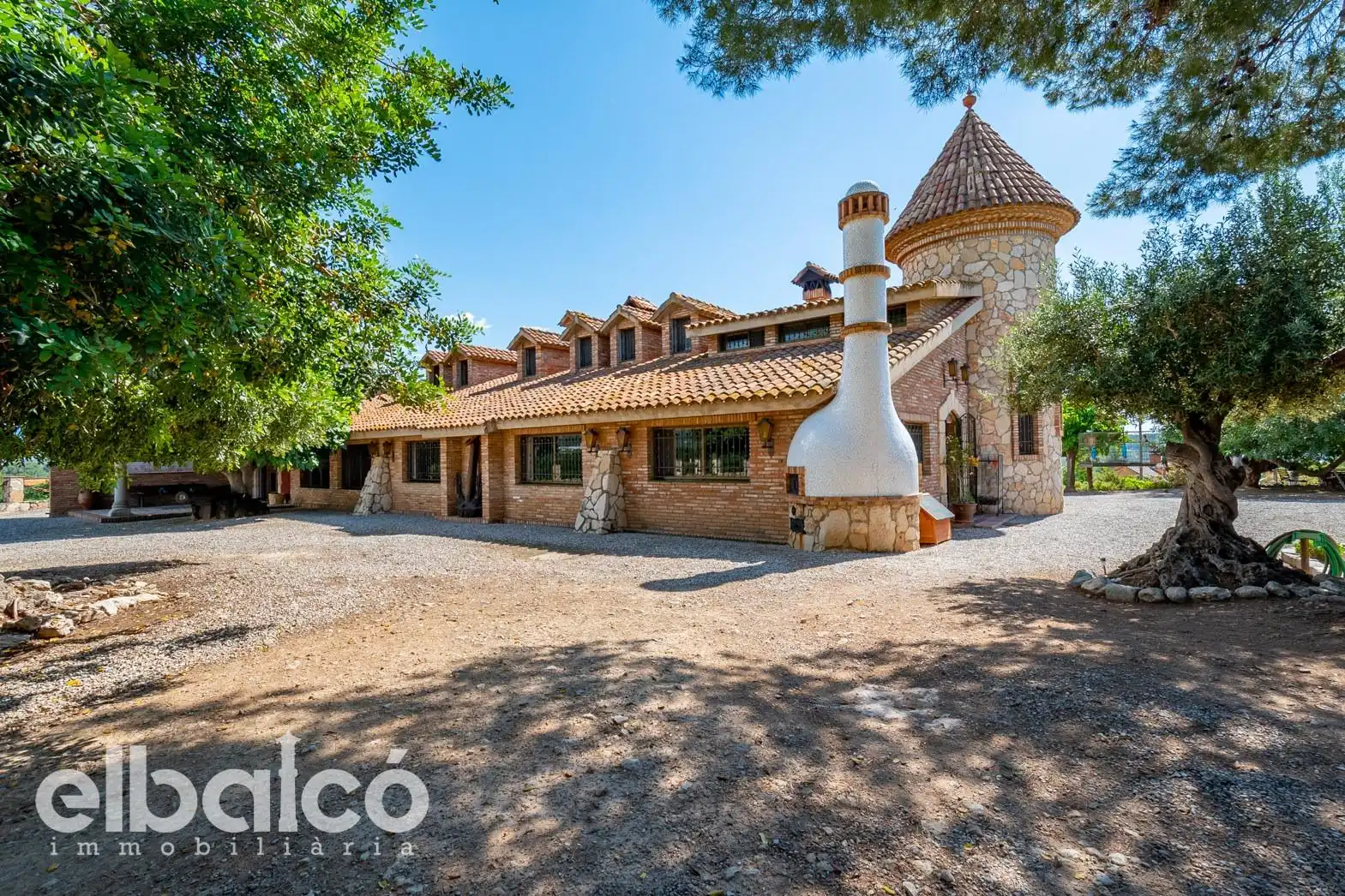 Vista exterior de Casa o chalet en venta en El Milà con Aire acondicionado, Jardín privado y Terraza