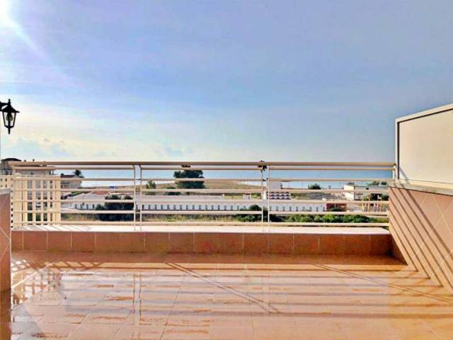 Ático en Venta en Calle Joaquim Mir en Nucli Antic