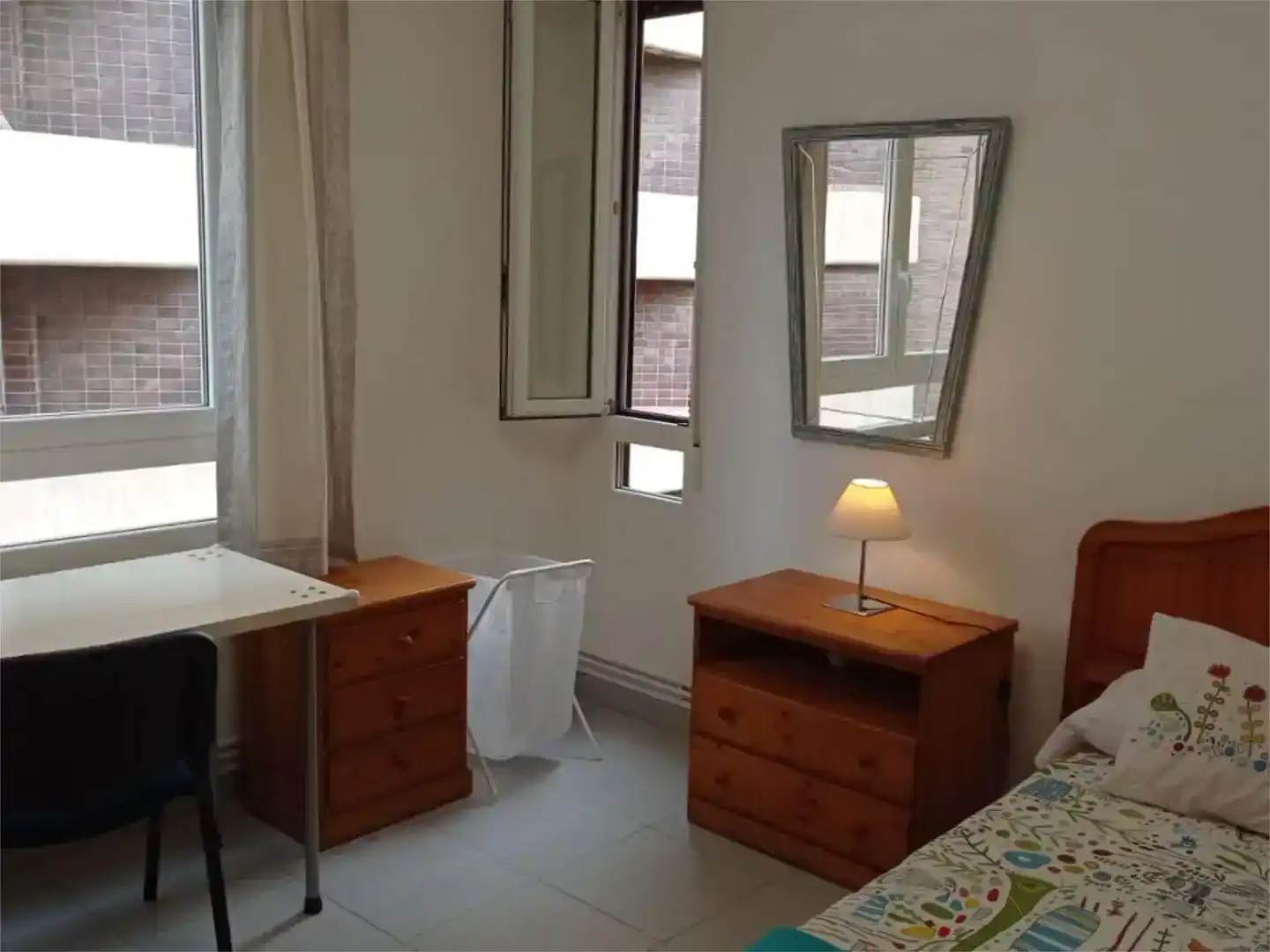Habitación en Calle de Juan Pablo Bonet, 2, Ruiseñores
