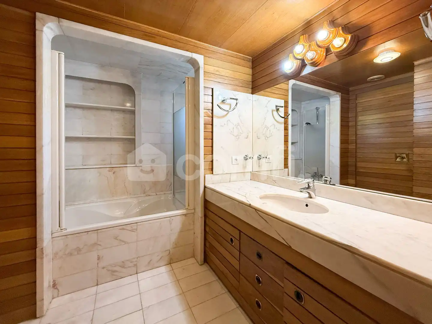 Flat for rent in Anglí, Les Tres Torres