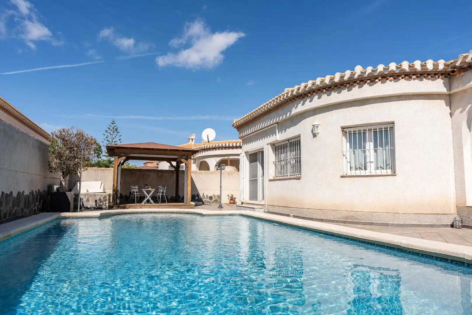 Piscina de Casa o chalet en venta en Orihuela con Aire acondicionado, Jardín privado y Terraza