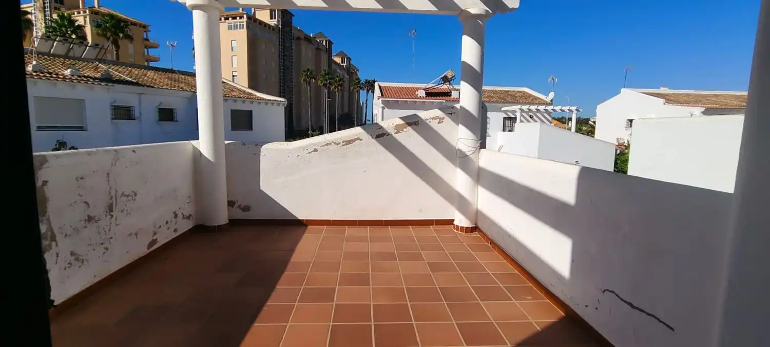 Terrace of Houses for sale in La Antilla  with Terrace, Storage room and Balcony