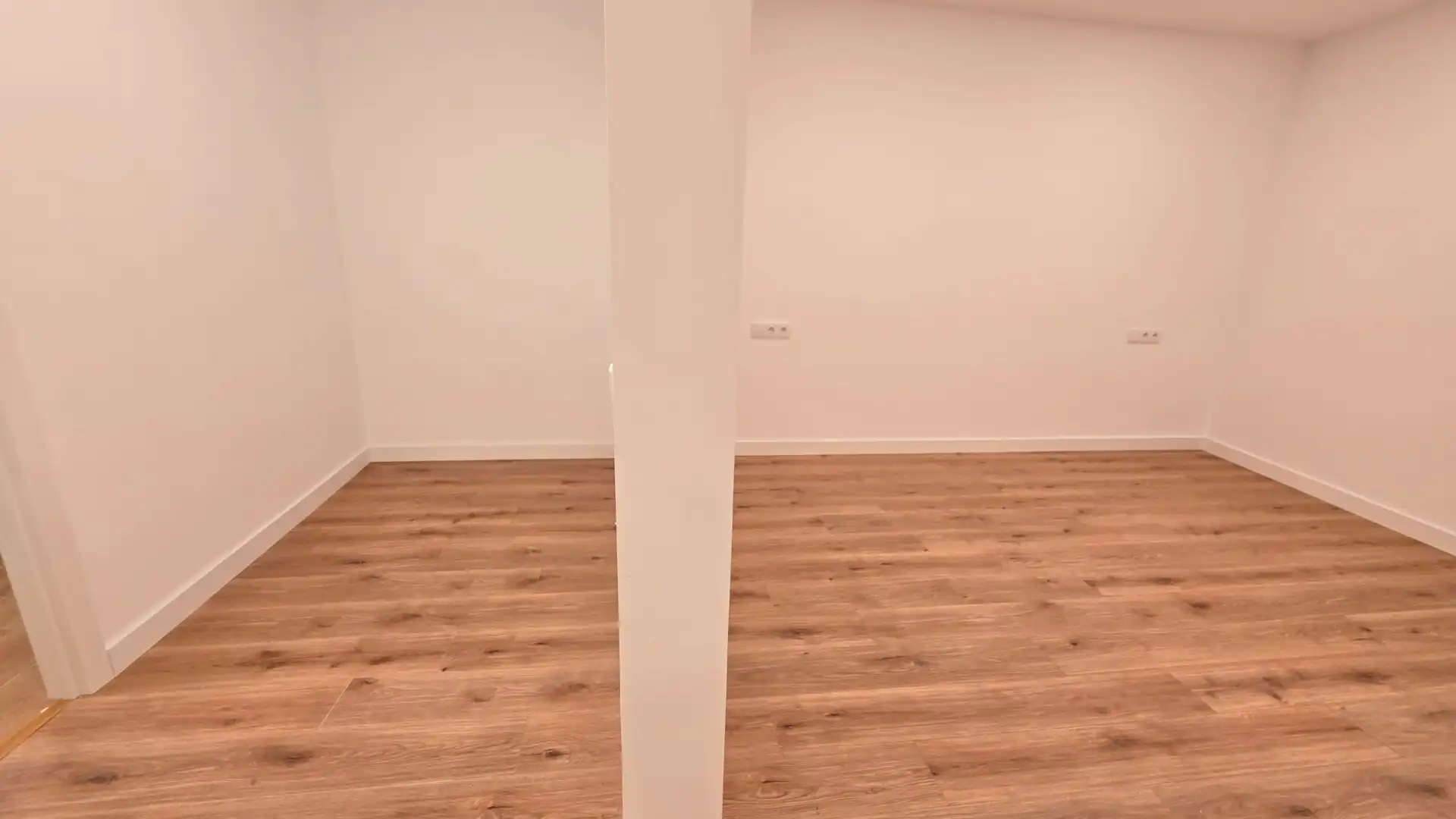 Wohnung zum Verkauf in Tarragona mit Klimaanlage, Heizung und Parkett