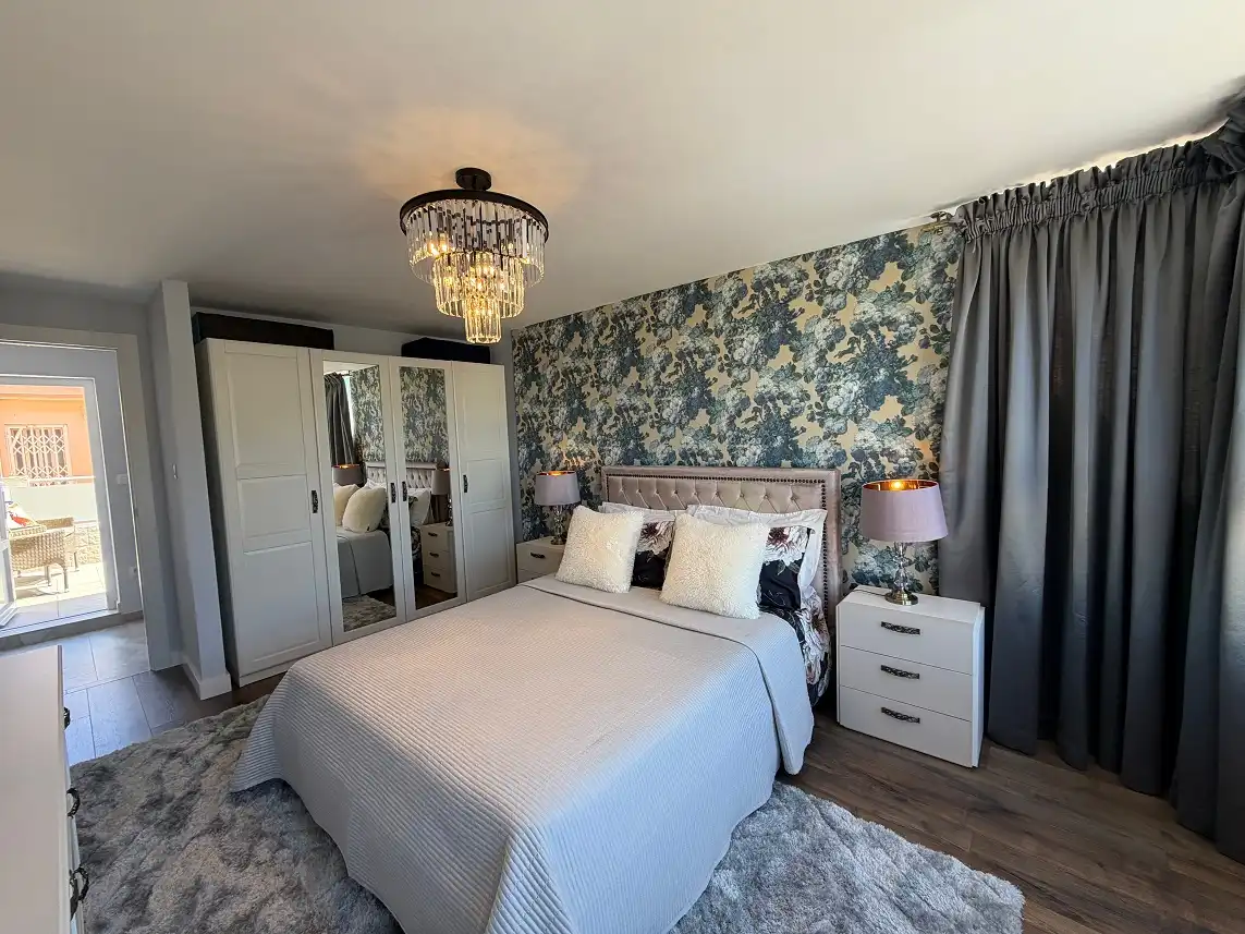 Schlafzimmer von Haus oder Chalet zum Verkauf in Santa Pola mit Klimaanlage, Privatgarten und Möbliert