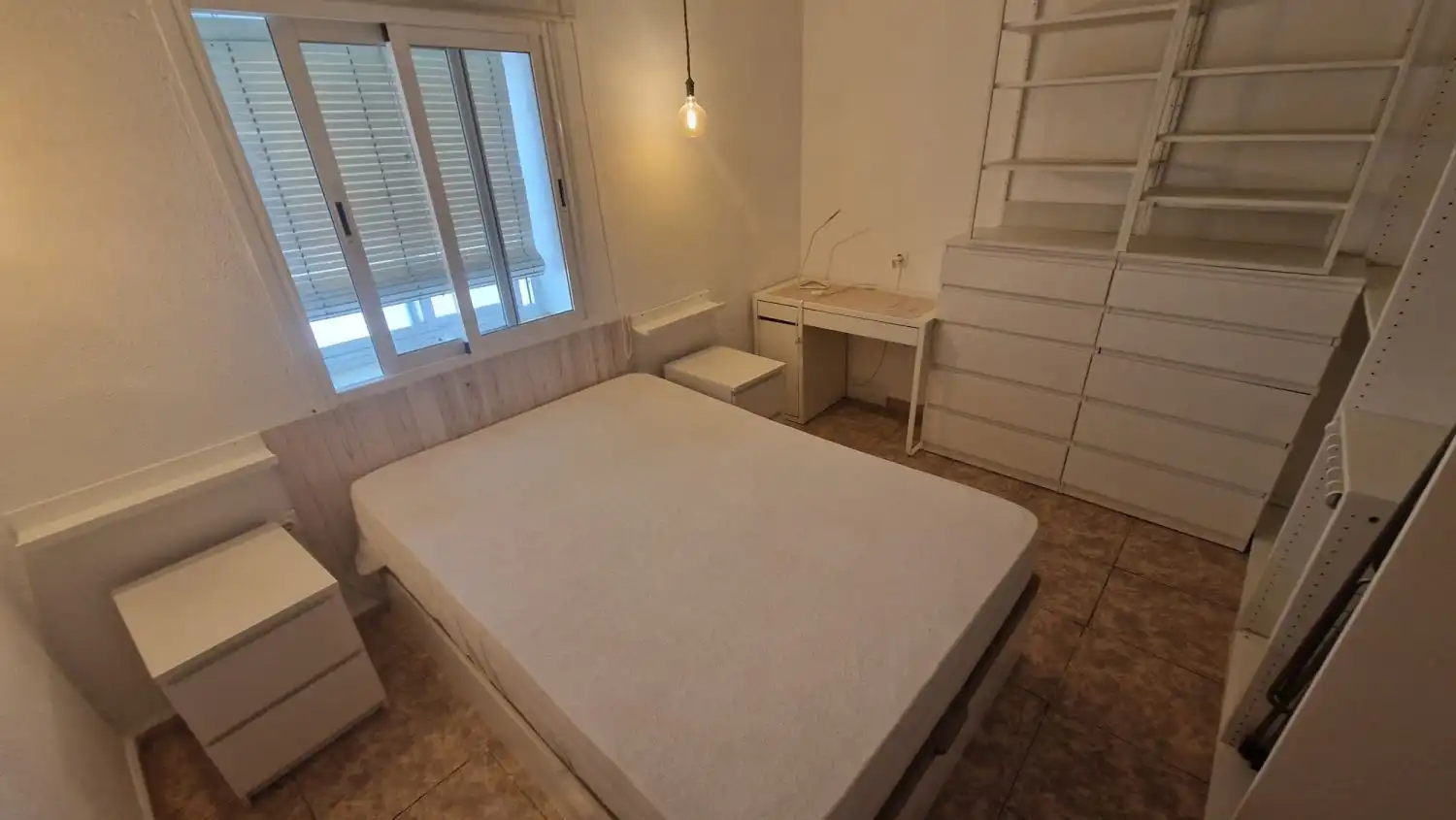 Habitación de Piso de alquiler en Jaén con Aire acondicionado, Calefacción y Balcón