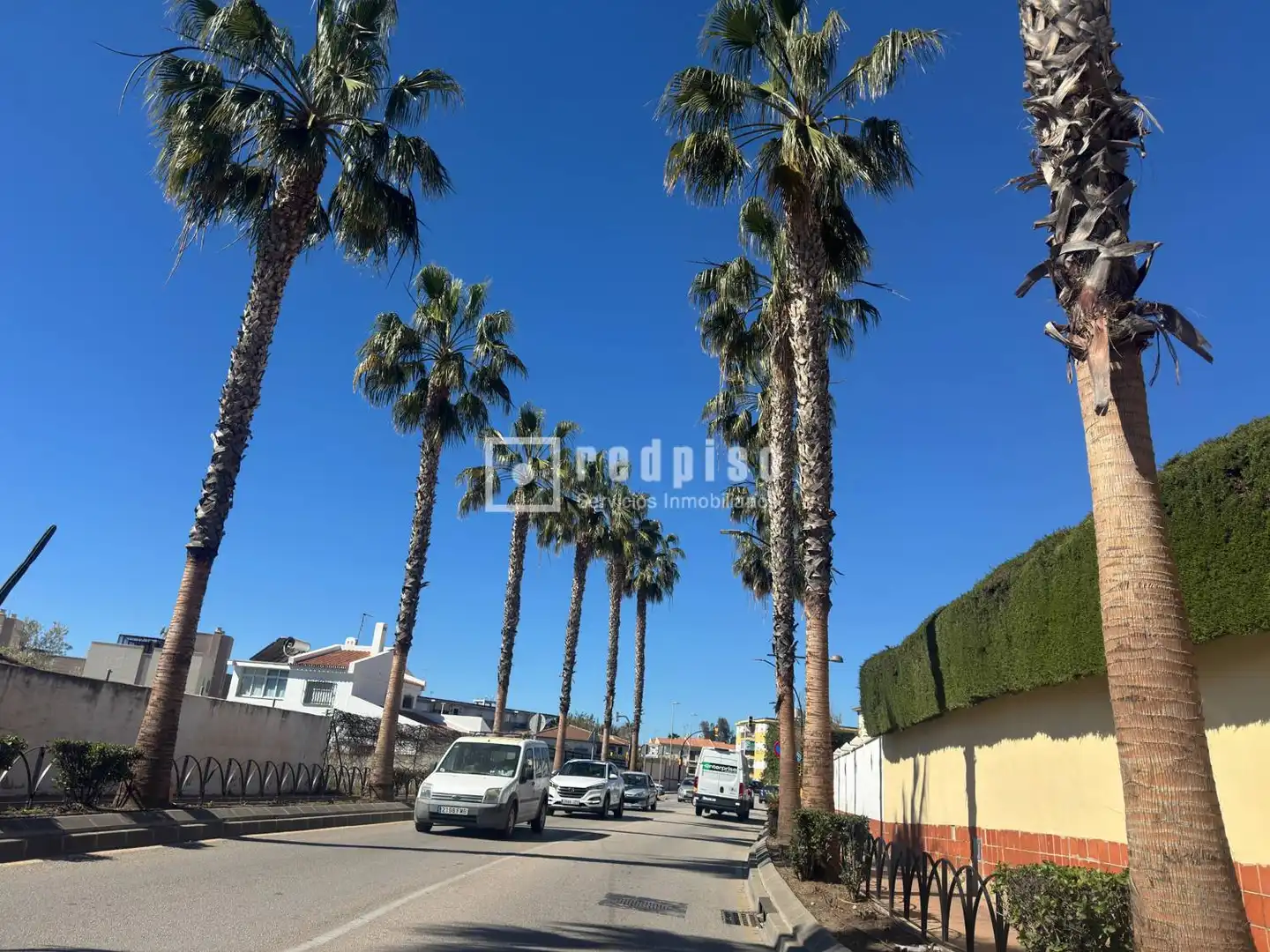 Vista exterior de Piso en venta en Rincón de la Victoria con Aire acondicionado y Terraza