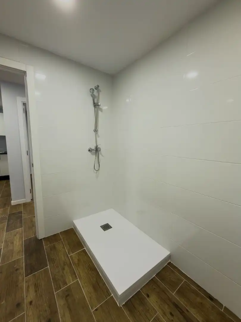 Bany de Pis en venda en Alcobendas amb Calefacció