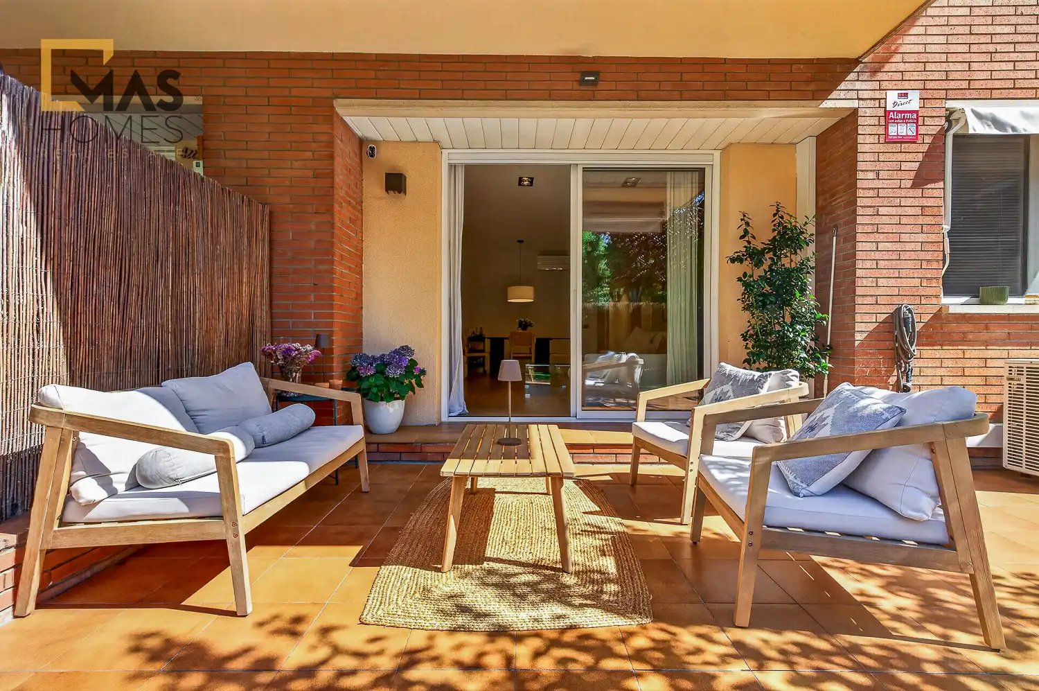 Terraza de Piso en venta en Sant Cugat del Vallès con Aire acondicionado, Calefacción y Jardín privado
