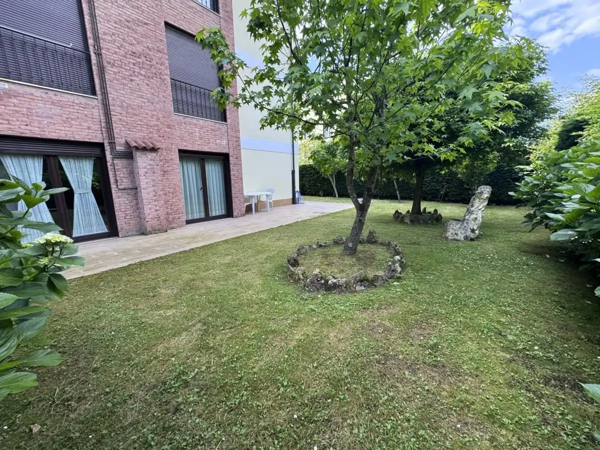 Garten von Wohnung zum Verkauf in Llanes mit Heizung, Privatgarten und Terrasse