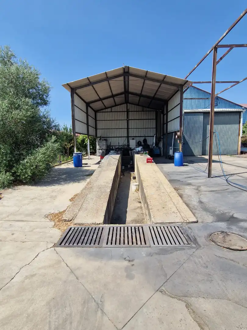 Aparcament de Nau industrial en venda en Miajadas amb Calefacció
