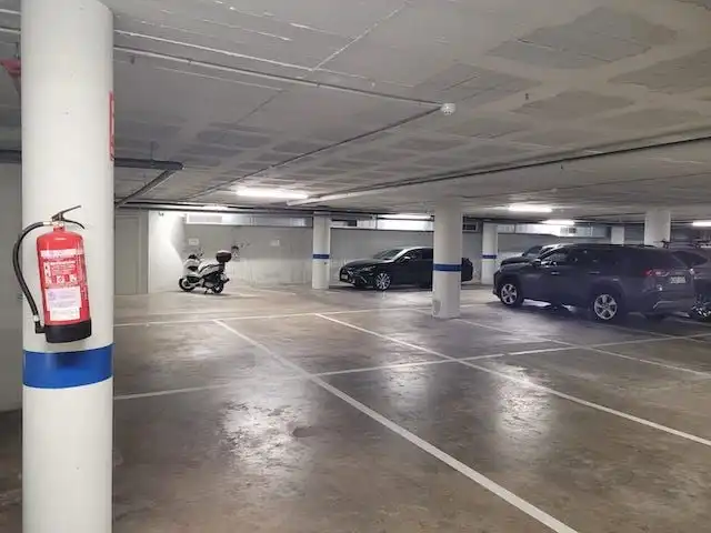 Parkplatz von Büro zur Miete in Barcelona mit Klimaanlage, Heizung und Terrasse