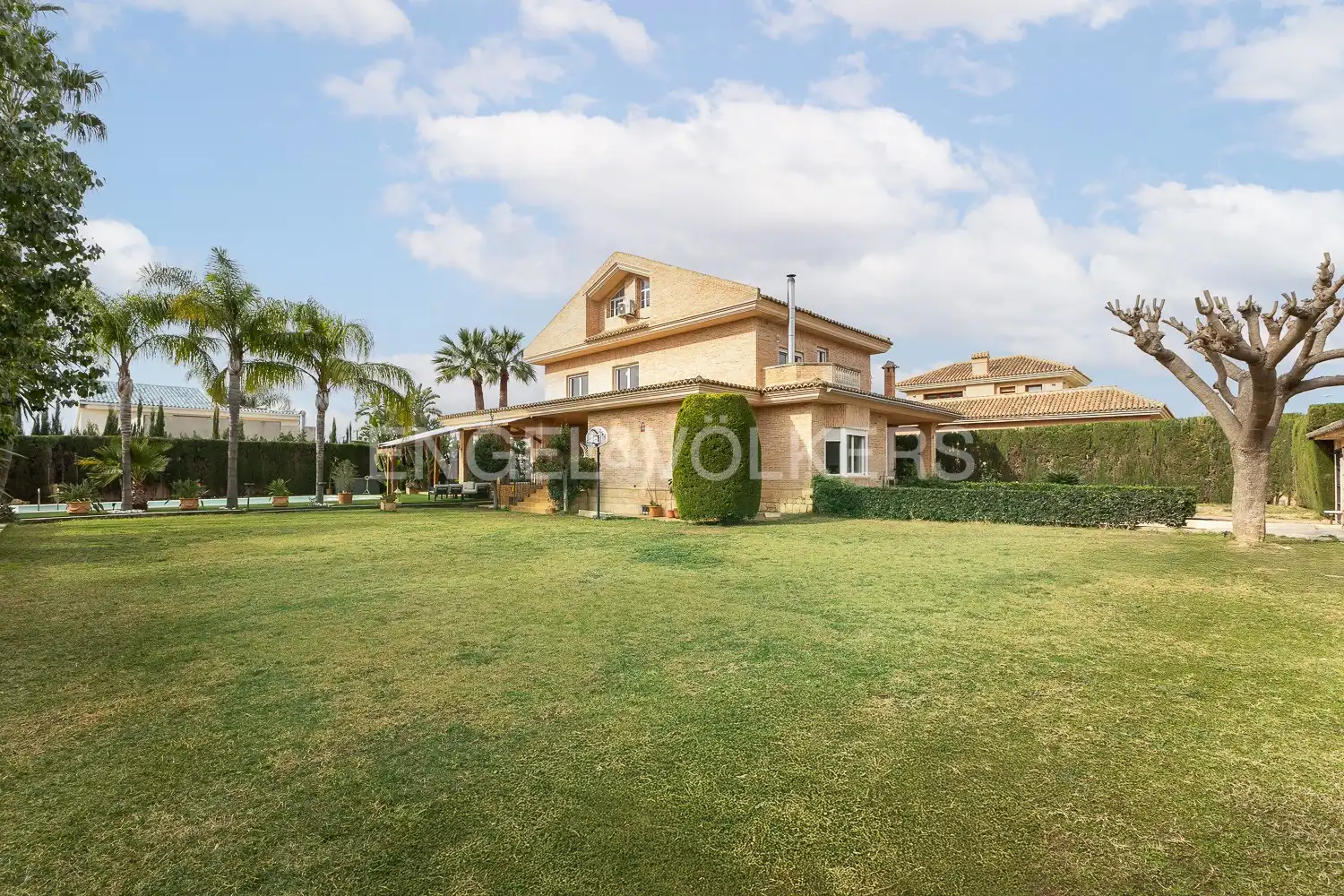 Exterior view of Houses for sale in L'Eliana  with Air Conditioner, Heating and Private garden