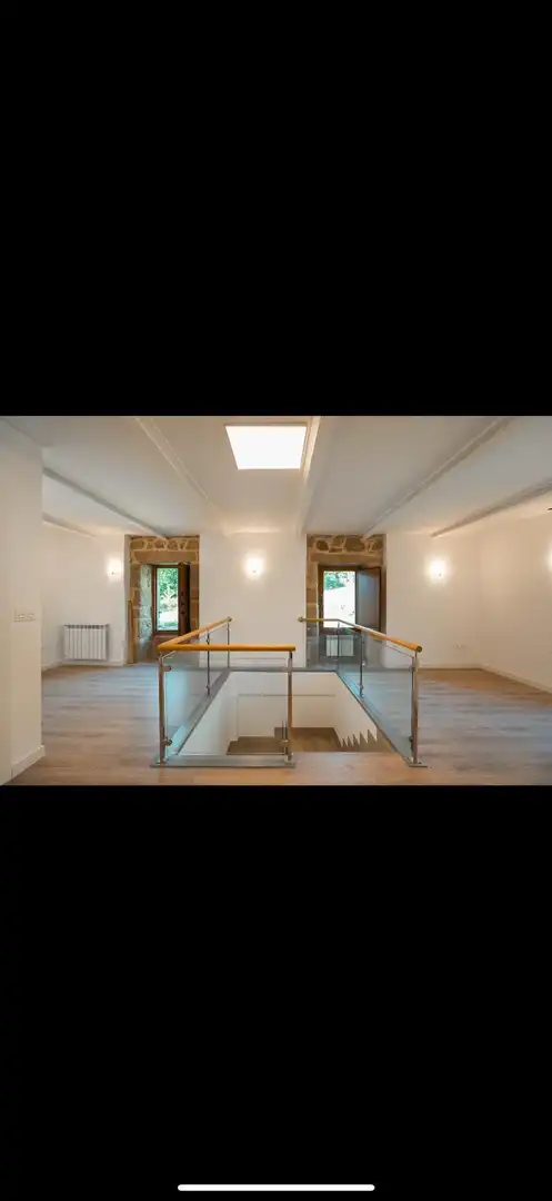 Casa o xalet en venda en A Merca   amb Jardí privat, Terrassa i Moblat